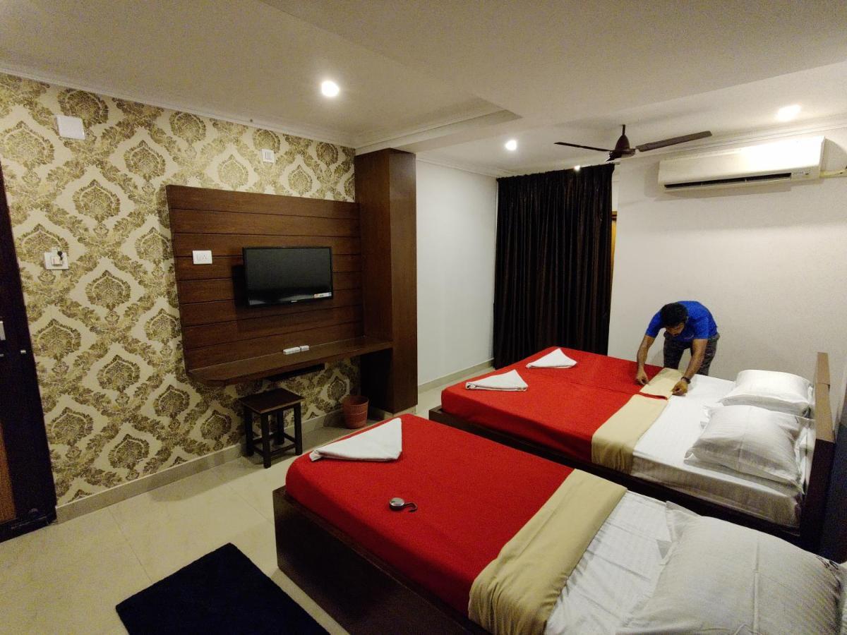 Vyavahar Lodge Udupi Exterior foto